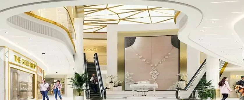 محل 50م بمساحة خارجية للبيع في Rock Gold Mall التجمع الخامس