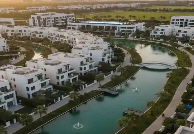 Serenita Red New Zayed