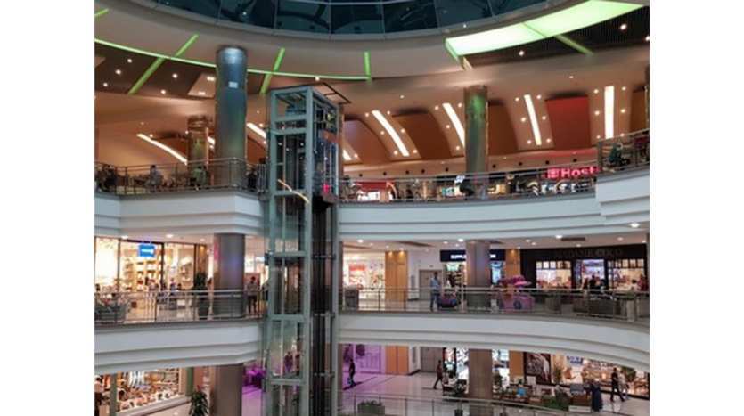 صورة داخلية لمول جي يارد حدائق أكتوبر