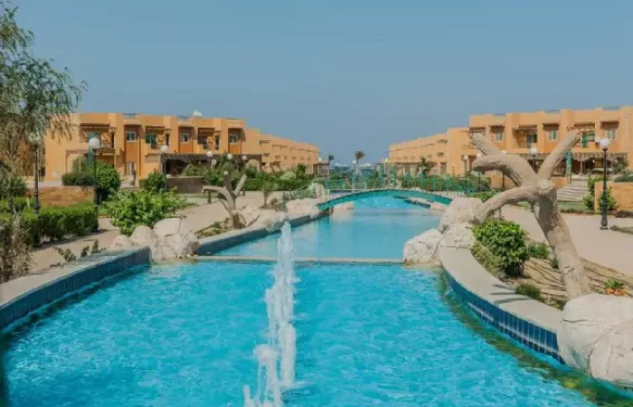 لاسرينا السخنة (1)